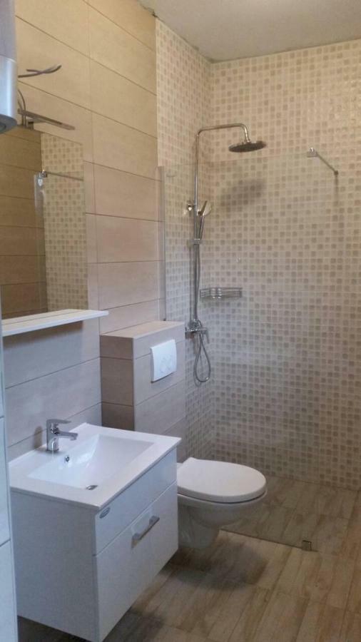 Apartmani Maris III Rab Town Exterior photo